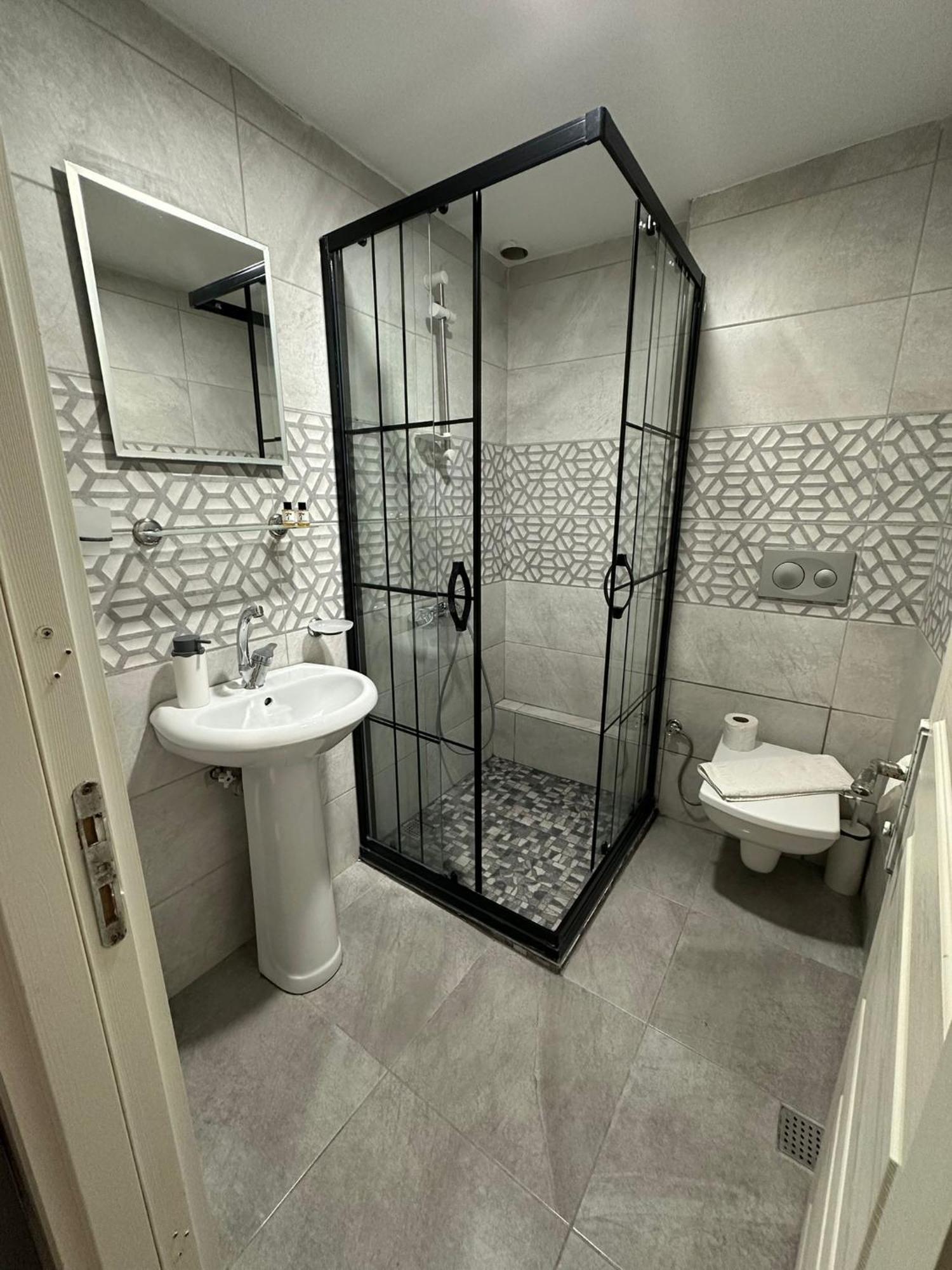 Hotel Estambul Εξωτερικό φωτογραφία